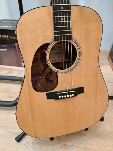 Martin D-16GT LEFT Handed 2
